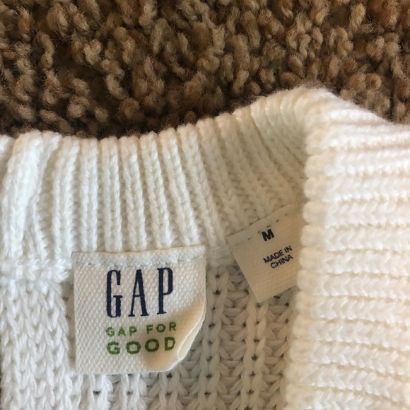 GAP off-white sweater - Picture 2 of 4